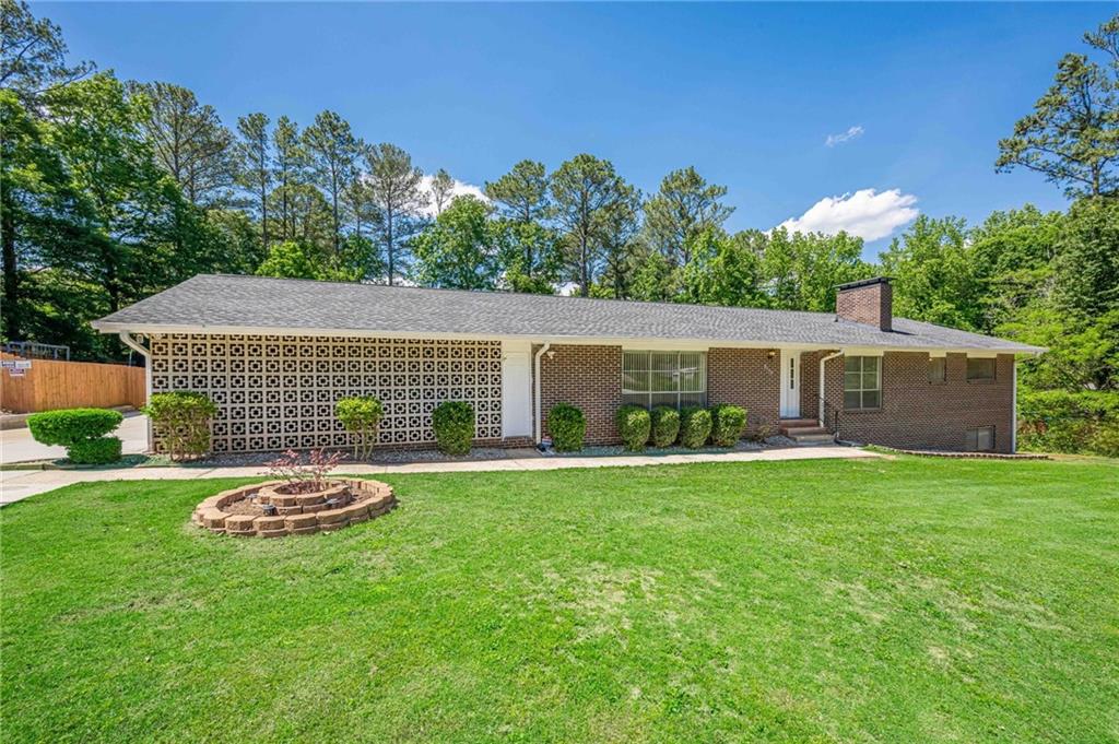 2133 Bird Lane, Snellville, Georgia image 1