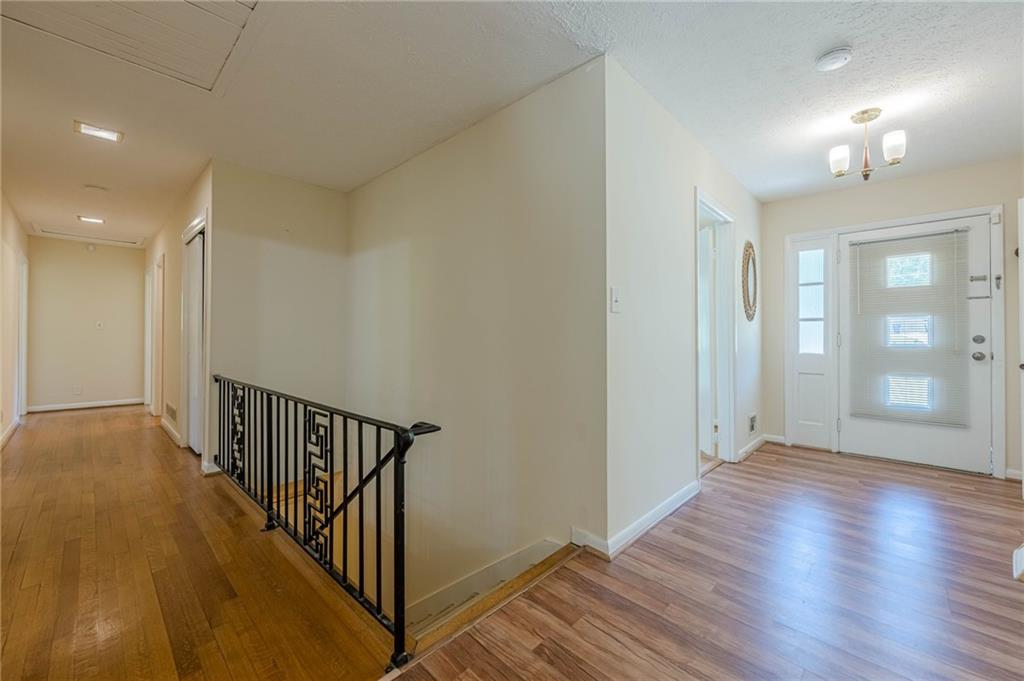 2133 Bird Lane, Snellville, Georgia image 12