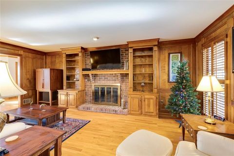 A home in Dunwoody