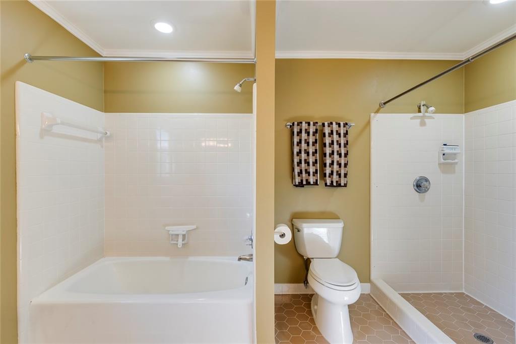 1645 Dunwoody Square, Dunwoody, Georgia image 23