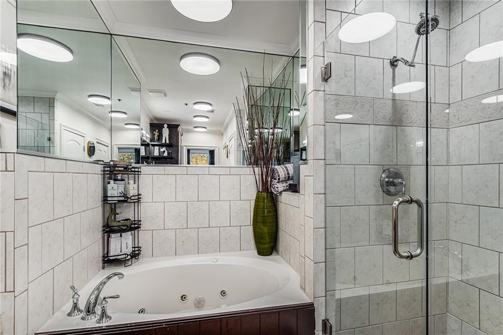 2255 Peachtree Road NE 522