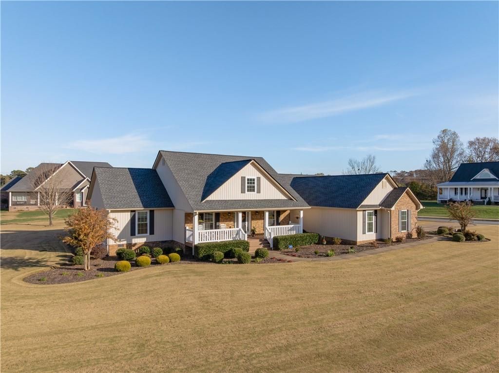 Photo of 110 Windy Hill Drive, Rocky Face, GA 30740 (MLS # 7704323)