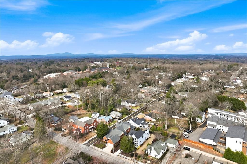 Photo of 425 North Avenue #B, Gainesville, GA 30501 (MLS # 7729226)