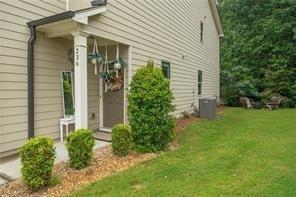 236 Bobbie Way, Woodstock, Georgia image 3