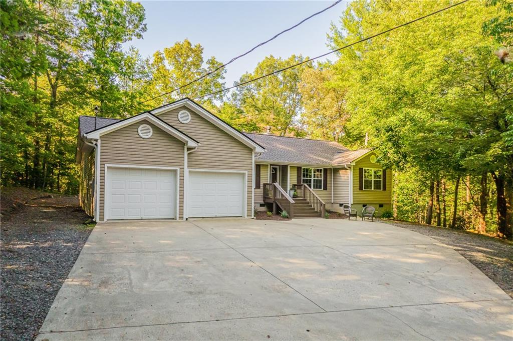 4542 Clear Creek Road