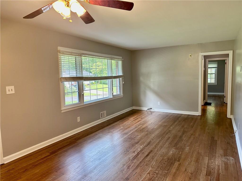 1468 Spruce Drive, Smyrna, Georgia image 3