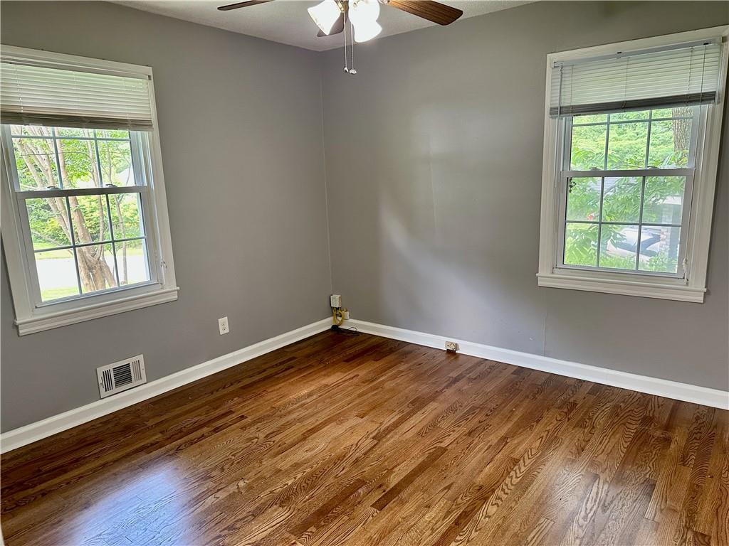 1468 Spruce Drive, Smyrna, Georgia image 15