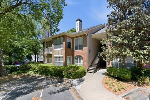 Condo For Sale - 200 Renaissance Parkway #304<br/> Atlanta, GA 30308
