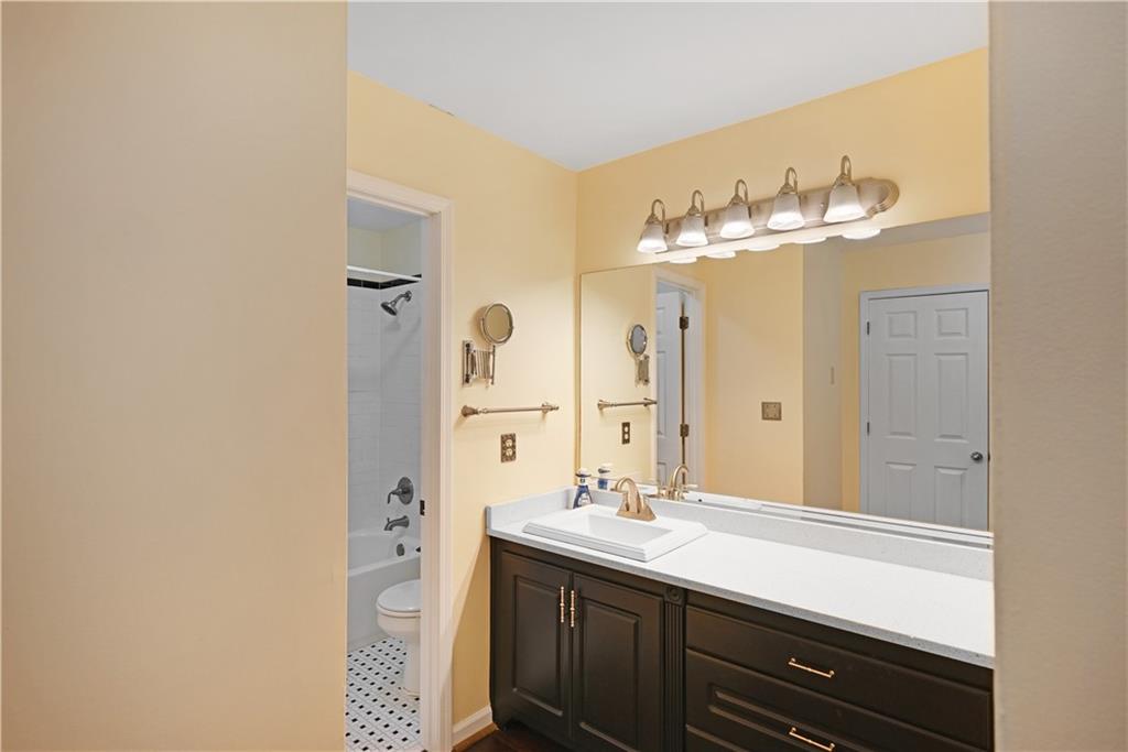 1312 Pine Heights Drive, Atlanta, Georgia image 16
