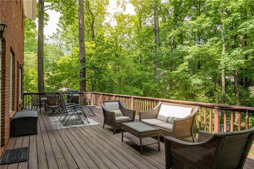 327 W Parkwood Road