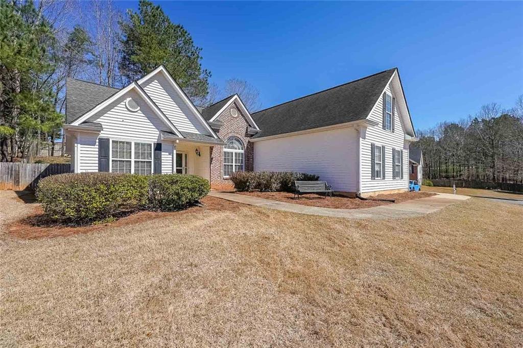 313 River Landing Drive, Monroe, Georgia image 3