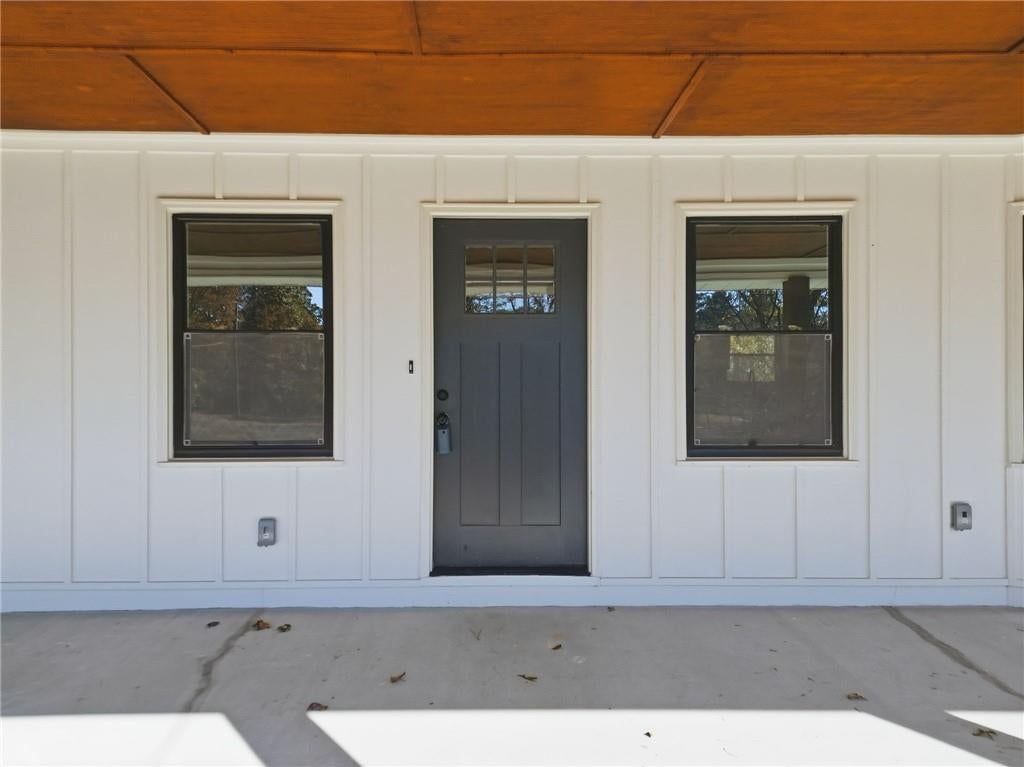 2185 Ridge Road