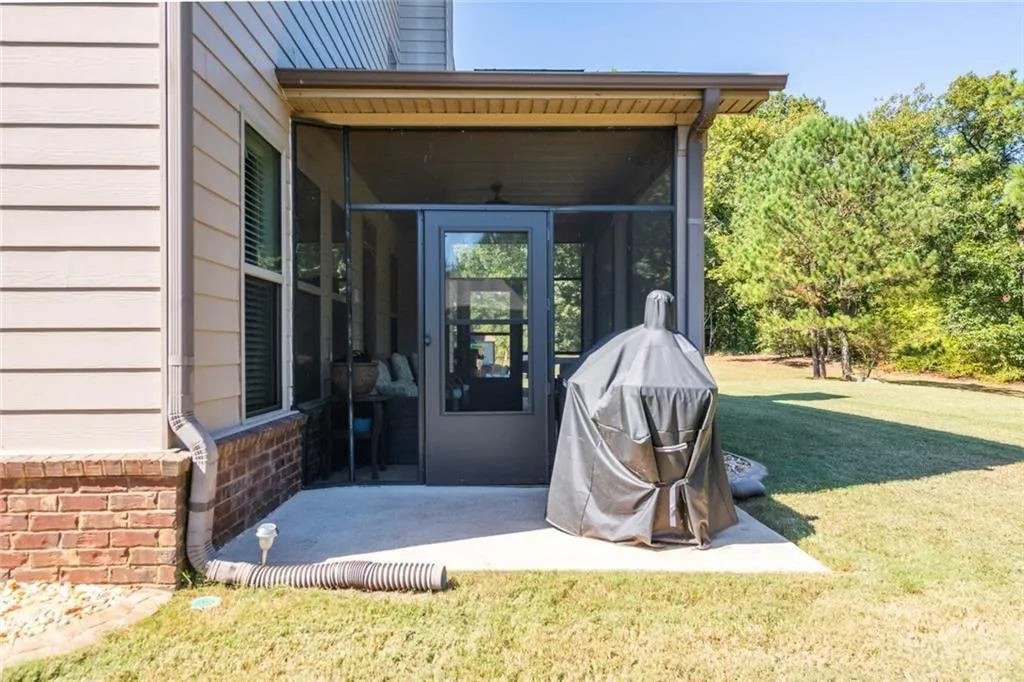 Jonesboro, Georgia 30236, United States, 6 Bedrooms Bedrooms, ,5 BathroomsBathrooms,Residential,Coming Soon,252750