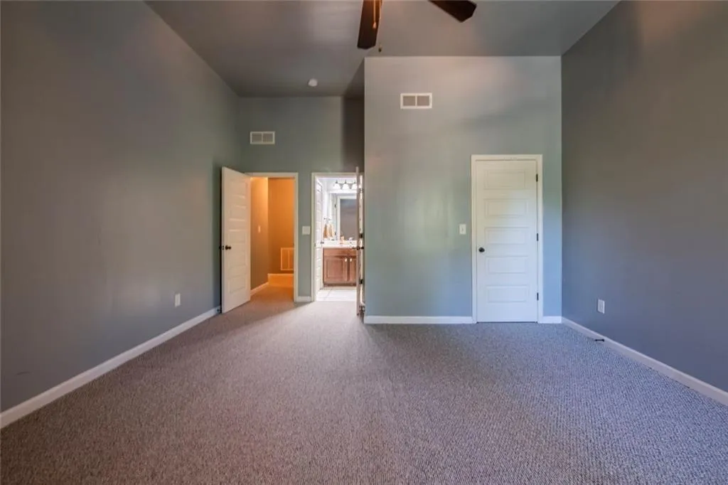 Jonesboro, Georgia 30236, United States, 6 Bedrooms Bedrooms, ,5 BathroomsBathrooms,Residential,Coming Soon,252750