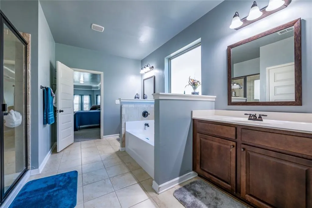 Jonesboro, Georgia 30236, United States, 6 Bedrooms Bedrooms, ,5 BathroomsBathrooms,Residential,Coming Soon,252750