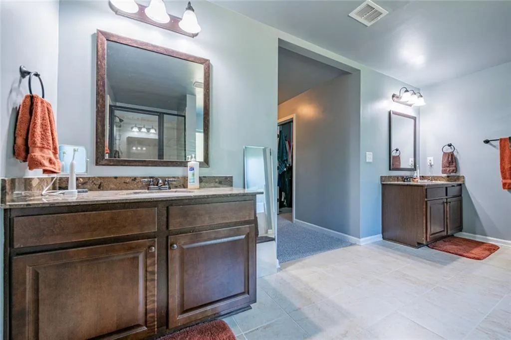 Jonesboro, Georgia 30236, United States, 6 Bedrooms Bedrooms, ,5 BathroomsBathrooms,Residential,Coming Soon,252750