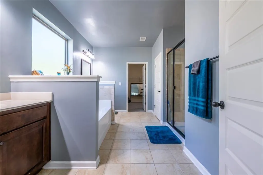 Jonesboro, Georgia 30236, United States, 6 Bedrooms Bedrooms, ,5 BathroomsBathrooms,Residential,Coming Soon,252750