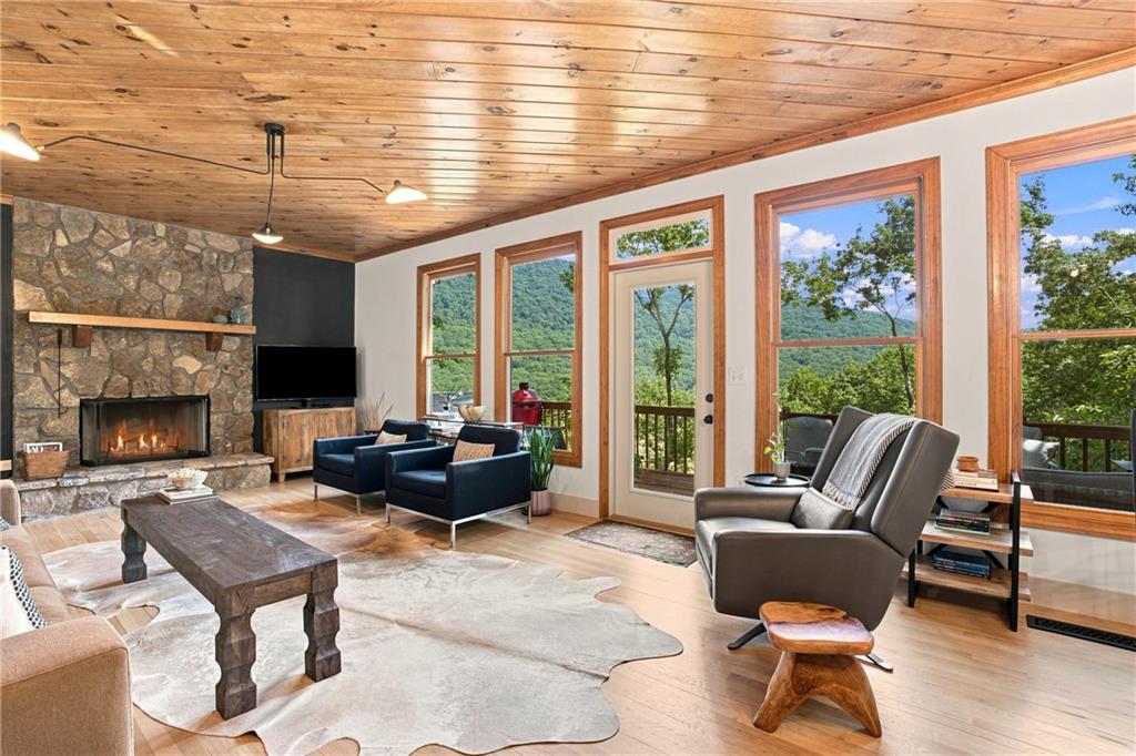 676 Alpine Drive
