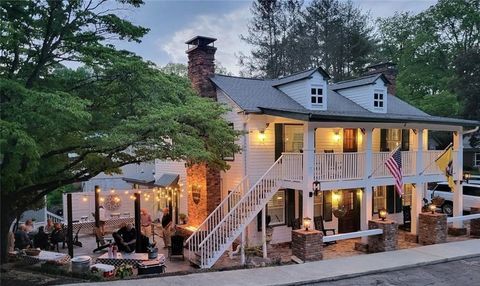 168 West Main Street Dahlonega GA 30533