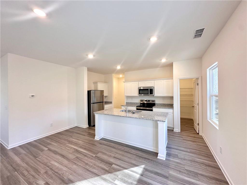 23 Crescent Boulevard