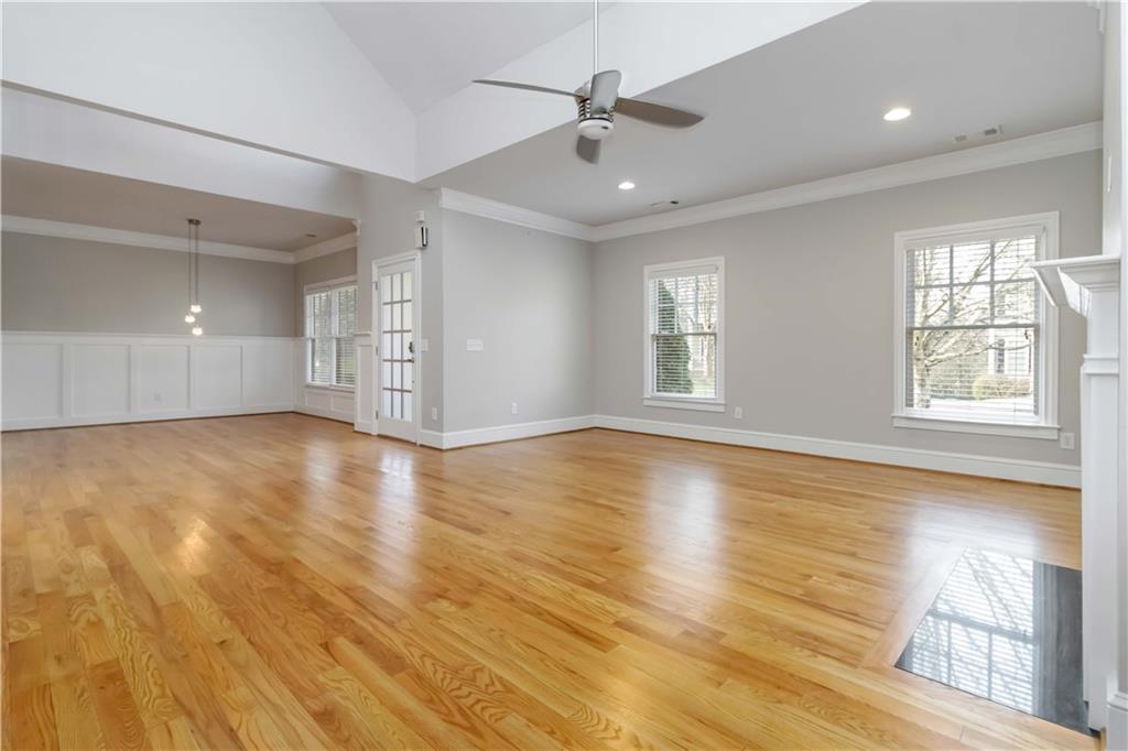 1529 Gilstrap Lane NW