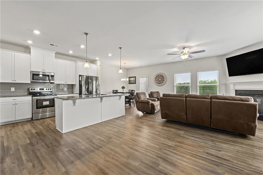 147 Madison Bend