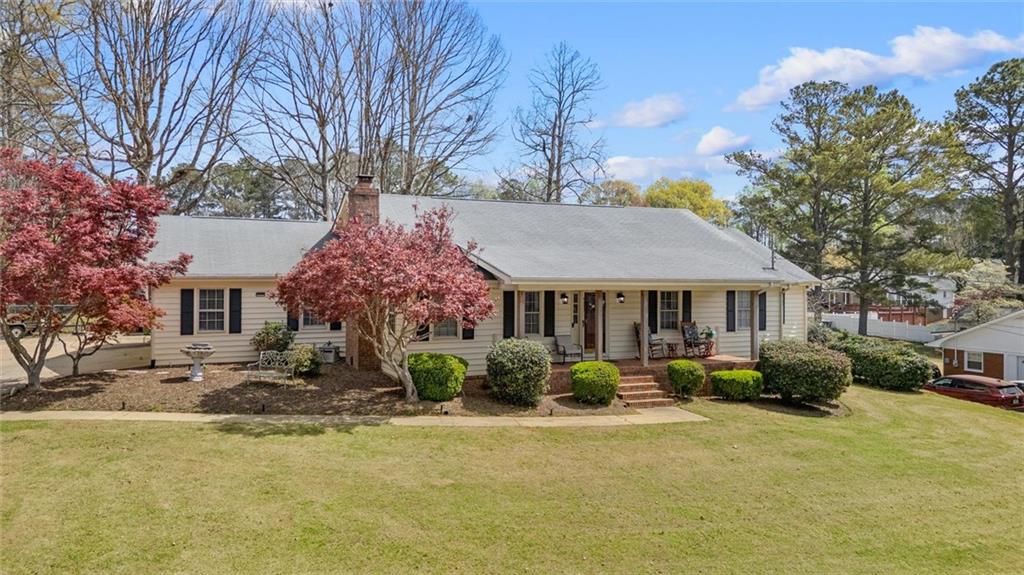 112 W Allison Circle