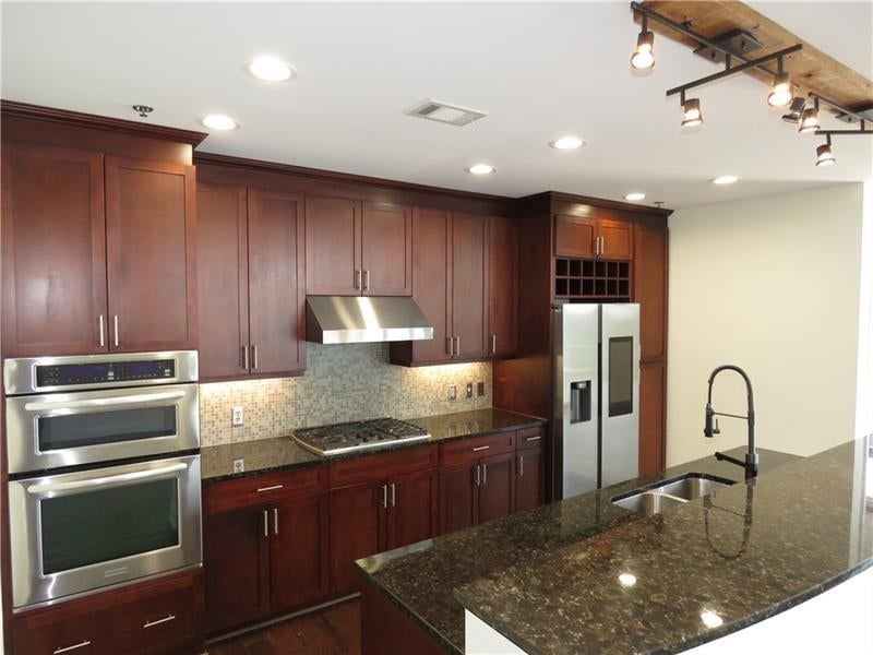 270 17th Street NW 3801