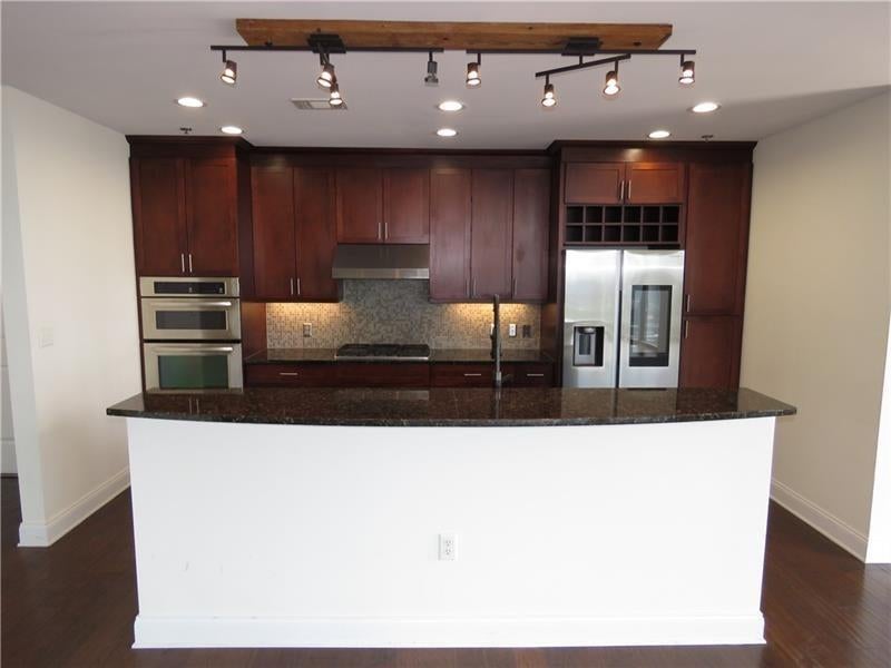 270 17th Street NW 3801