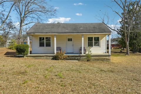 1111 Park Circle NW Conyers GA 30012