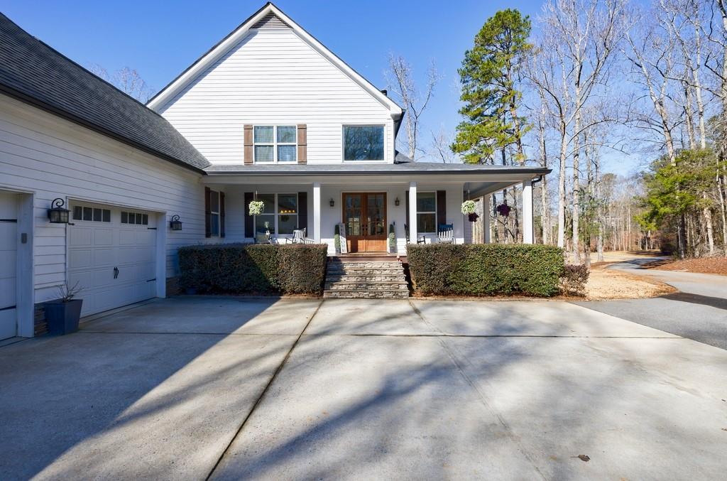 3055A Spring Hill Drive