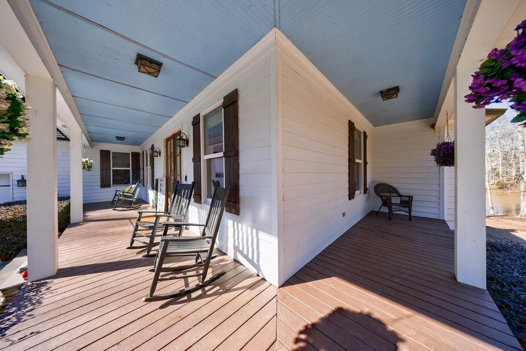 3055A Spring Hill Drive
