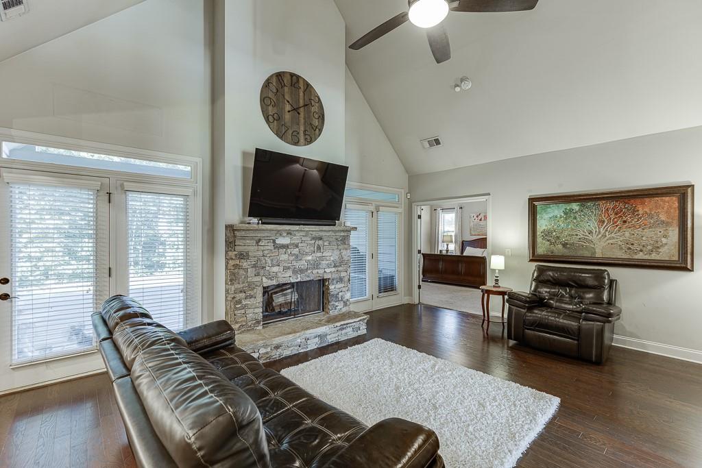 6206 Little Cove Drive
