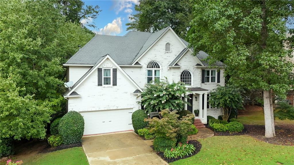 1011 Fairecroft Court