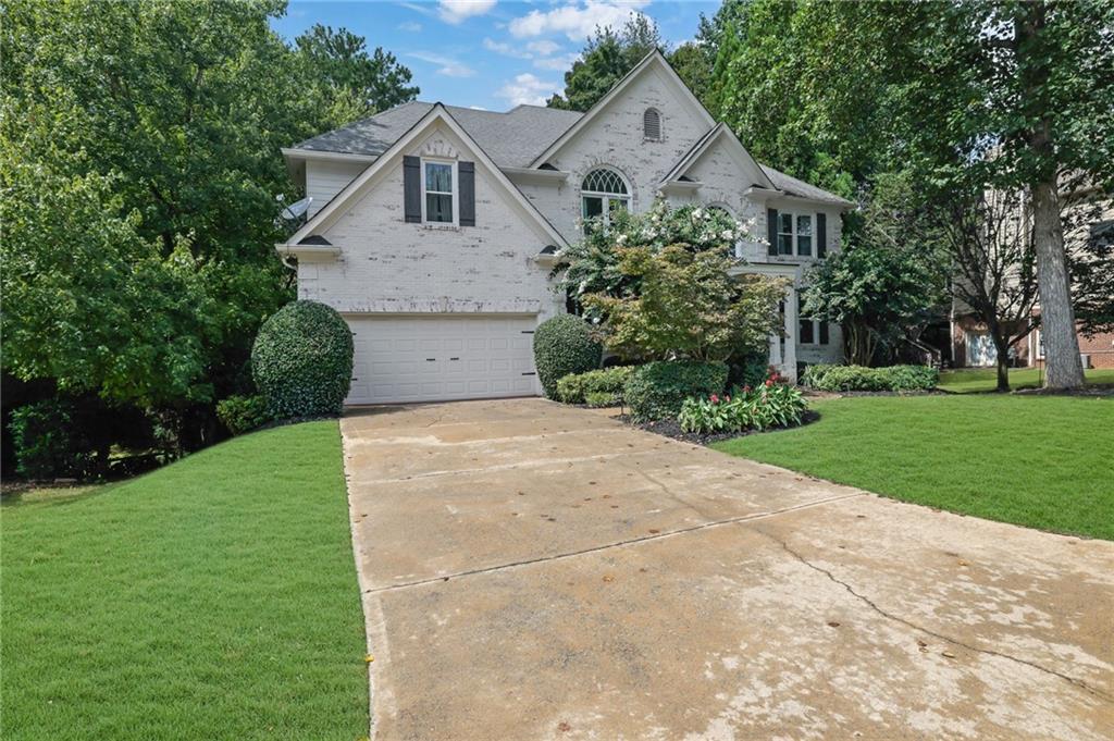 1011 Fairecroft Court