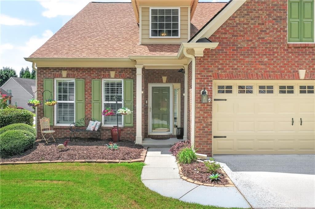 153 Churchcliff Drive