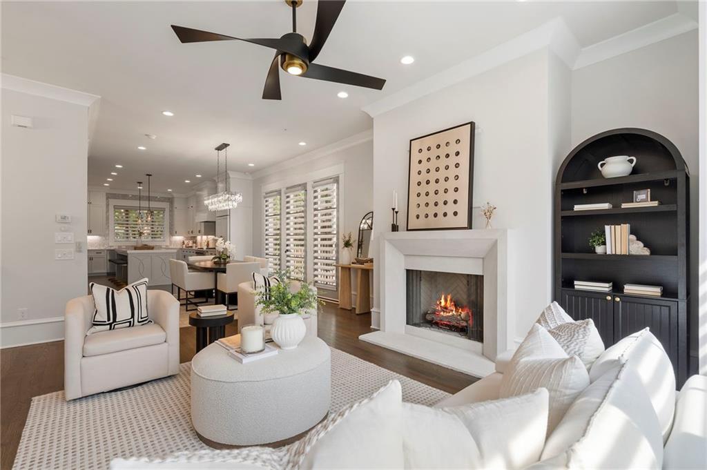3715 Peachtree Road NE 12