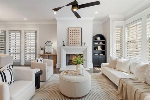 Townhouse For Sale - 3715 Peachtree Road #12<br/> Atlanta, GA 30319