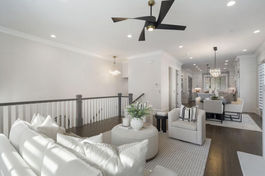 3715 Peachtree Road NE 12