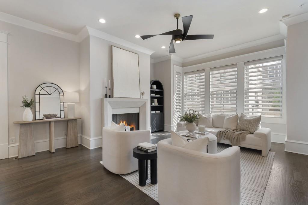 3715 Peachtree Road NE 12