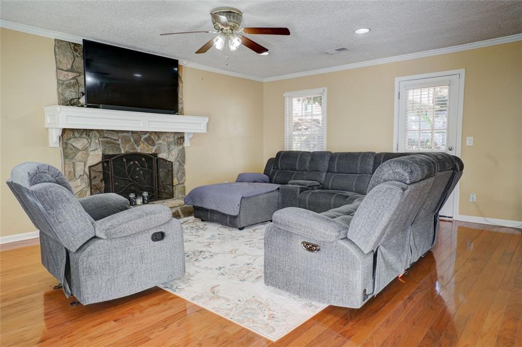 Oakbrook Station - Residential