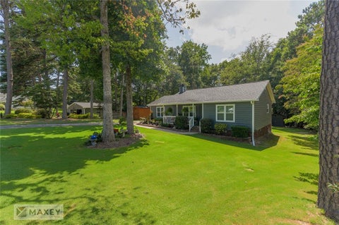 Homes For Sale - 2674 Sardis Drive<br/> Buford, GA 30519