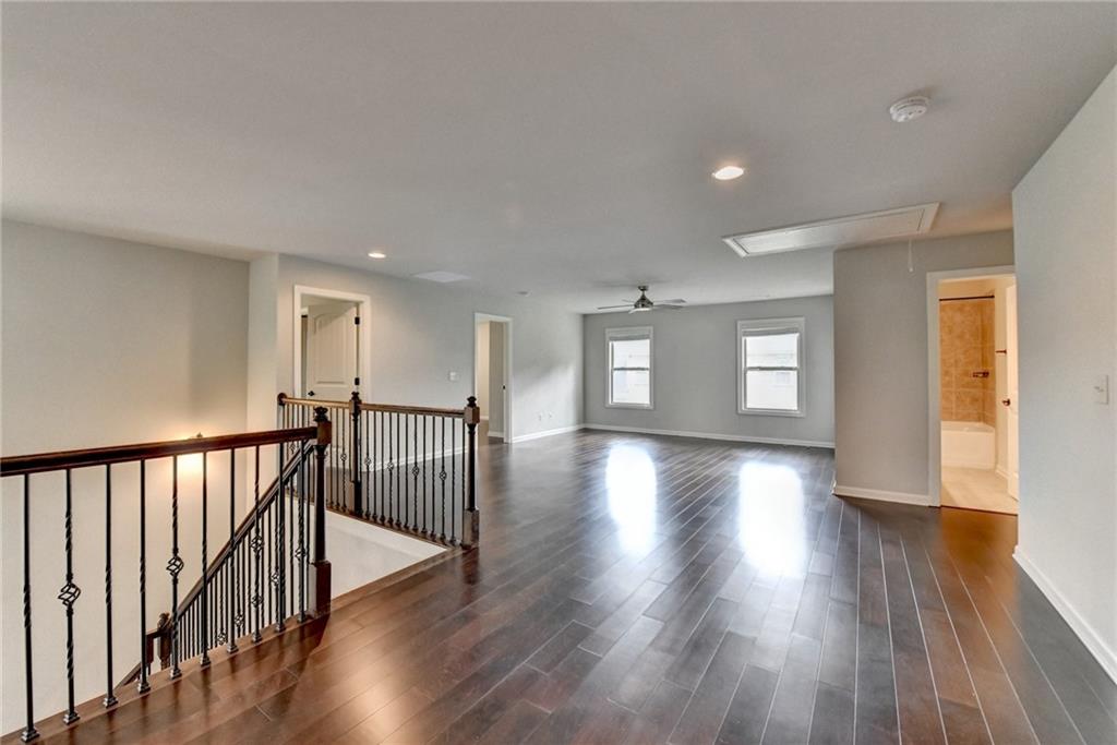 9270 Colham Drive, Cumming, Georgia image 31