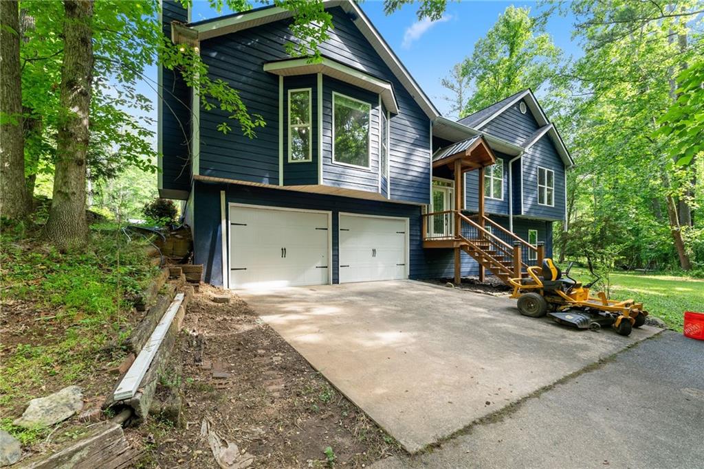 7095 Cogburn Road