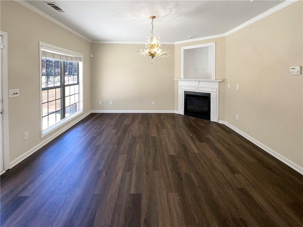 1211 Saxony Drive SE