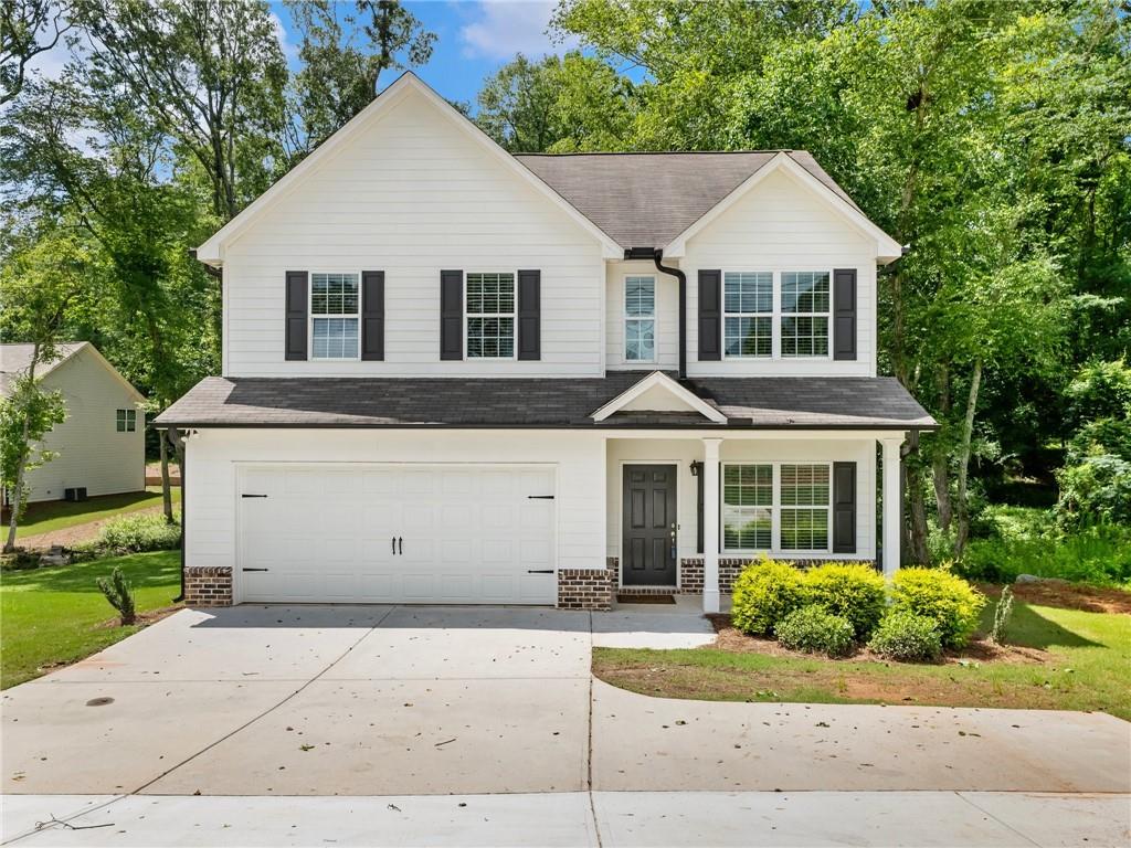 Beautiful, move in ready home in the heart of Braselton. Within Walking distance of Restaurants, Shops & Entertainment! No HOA Fees, large Private lot, County just installed wide walk/bike sidewalks for your convivence & ease to City of Braselton venues! Open floorplan with 4 Bedrooms, 2.5 Baths, Bonus Room, 2 car Garage, Front Porch, Back Deck, Refrigerator, Washer/Dryer & Window Blinds included to make "move in" a breeze!
Preferred Closing Attorney: Baker and Summy, PC @ 100 Highpoint Park Way, Suite 103, Braselton, GA 30517