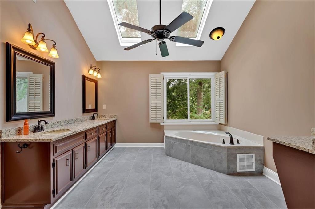 Highland Pointe - Residential