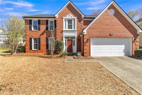 Homes For Sale - 4271 Glenlake Drive<br/> Kennesaw, GA 30144