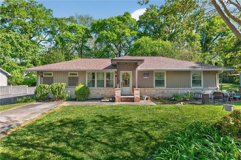 4404 Robinson Street Acworth GA 30101