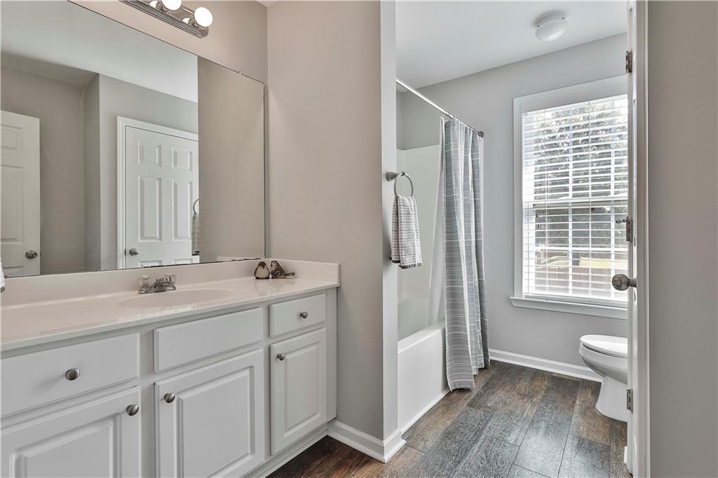 Lakeshore - Residential